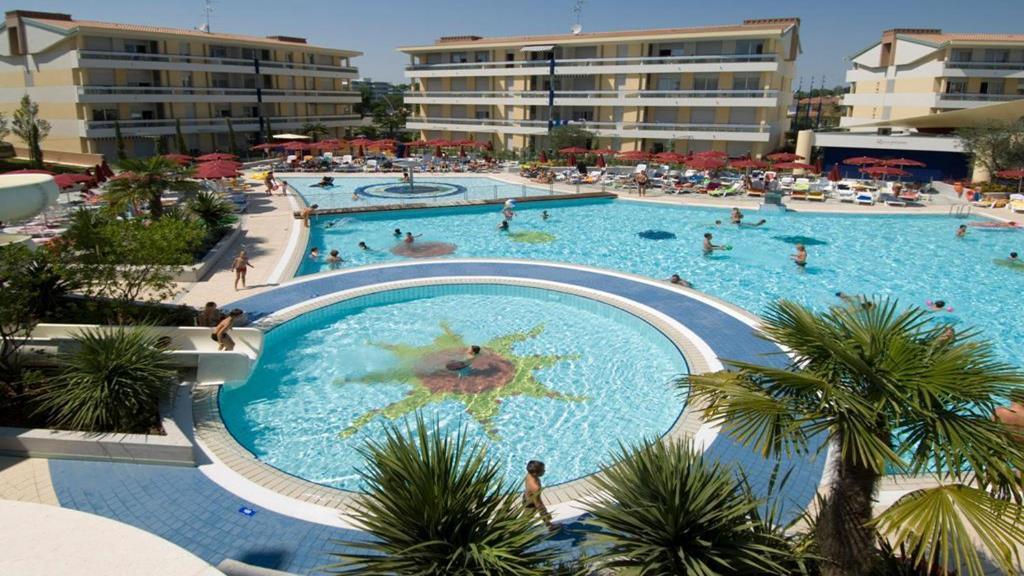 Villaggio Planetarium Resort Bibione Exterior photo