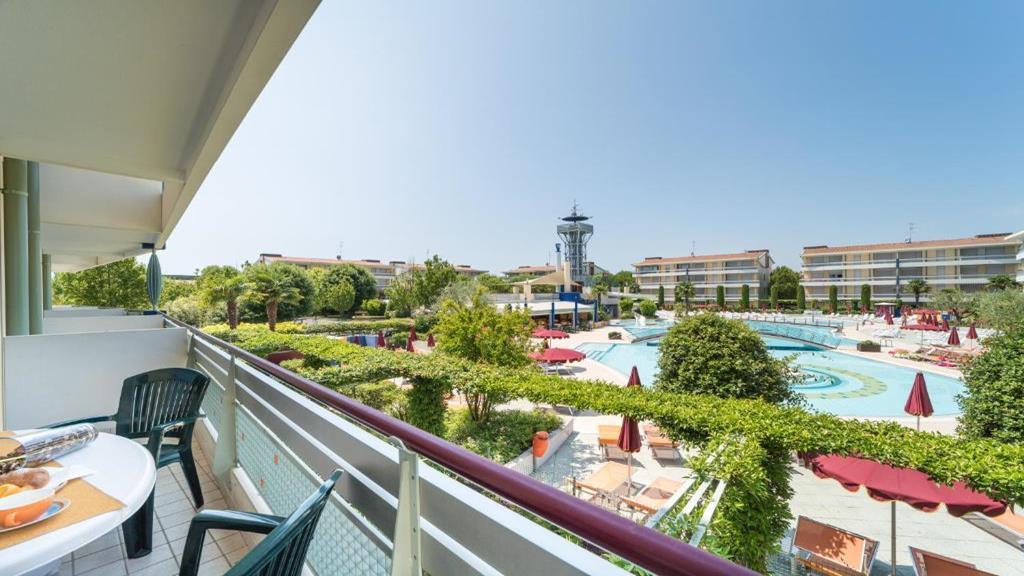 Villaggio Planetarium Resort Bibione Exterior photo